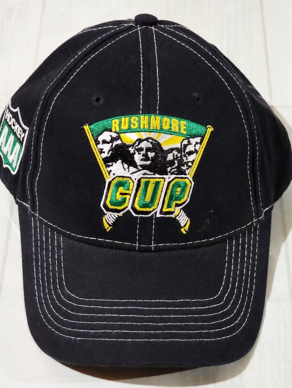 NWOT AAA Hockey Rushmore Cup Rapid City South Dakota Men's Hat